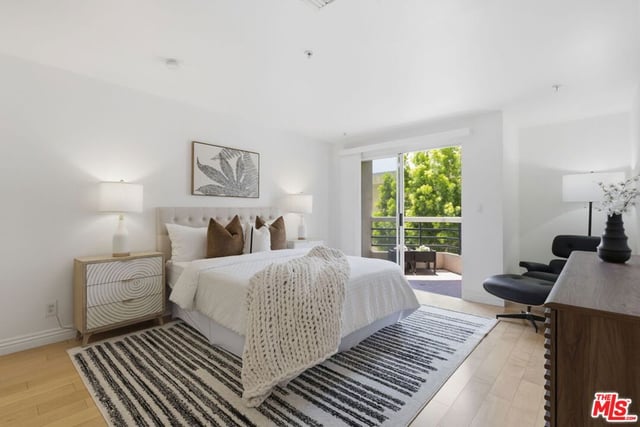120 S Crescent Drive 104, Beverly Hills, CA 90212 — photo 25 of 46