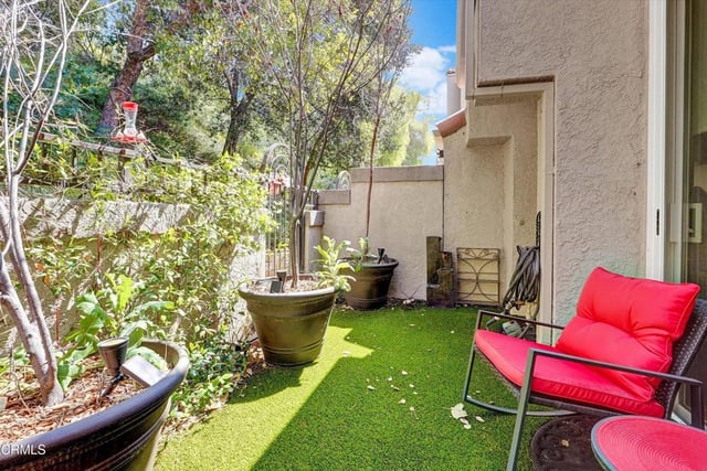 22337 Mission Circle, Chatsworth, CA 91311 — photo 4 of 51