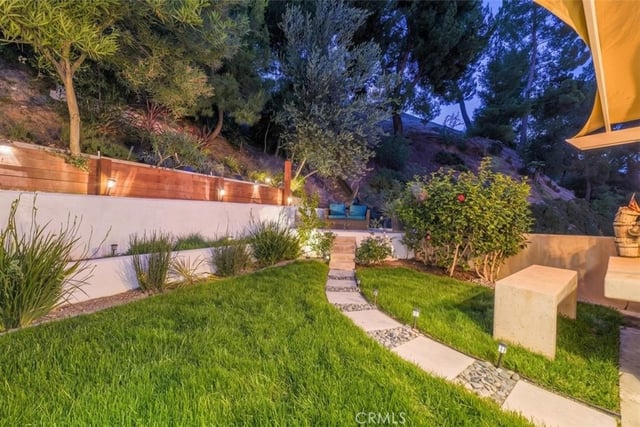 4771 Excelente Drive, Woodland Hills, CA 91364 — photo 28 of 40