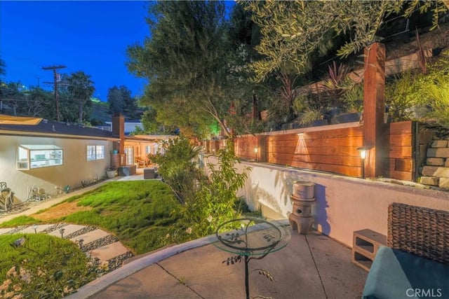 4771 Excelente Drive, Woodland Hills, CA 91364 — photo 29 of 40