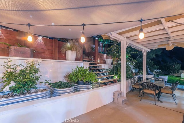 4771 Excelente Drive, Woodland Hills, CA 91364 — photo 32 of 40