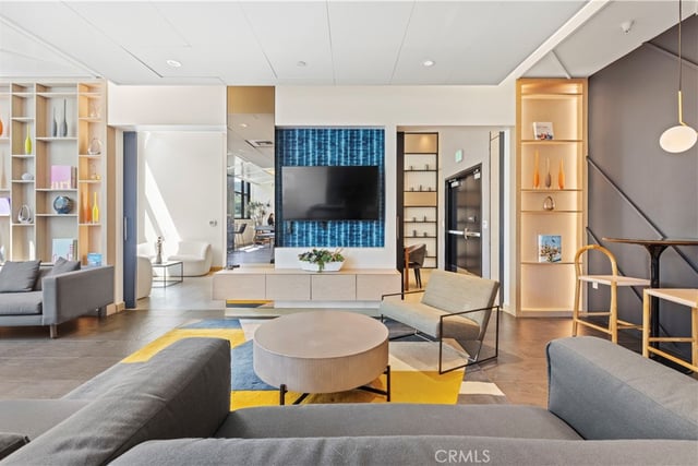 400 S Broadway 928, Los Angeles, CA 90013 — photo 17 of 29