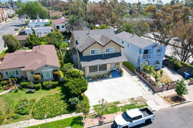 2308 11th Avenue, Los Angeles, CA 90018 — photo 3 of 23