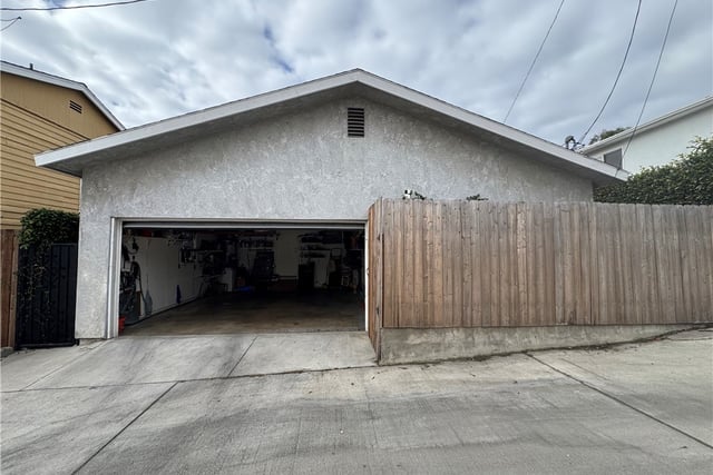 1038 W 2nd, San Pedro, CA 90731 — photo 21 of 35