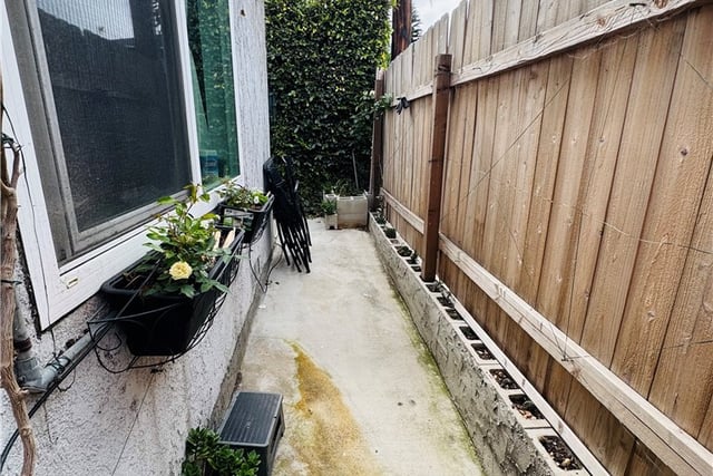 1038 W 2nd, San Pedro, CA 90731 — photo 27 of 35