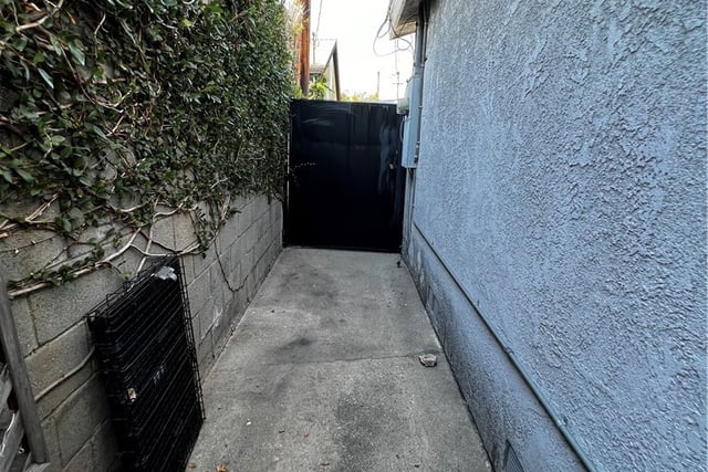 1038 W 2nd, San Pedro, CA 90731 — photo 29 of 35