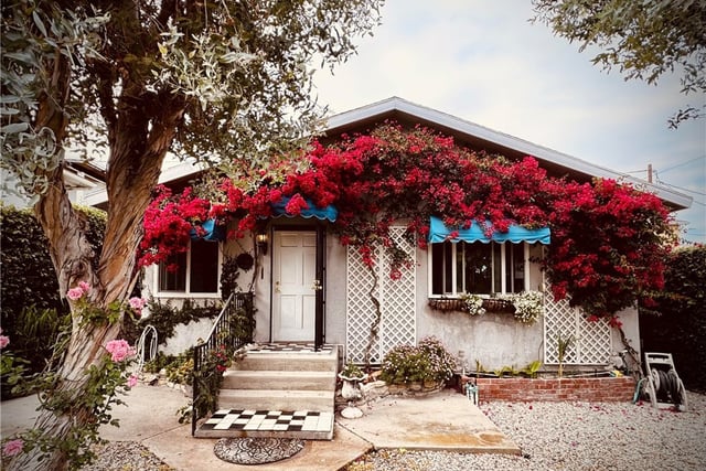 1038 W 2nd, San Pedro, CA 90731 — photo 3 of 35