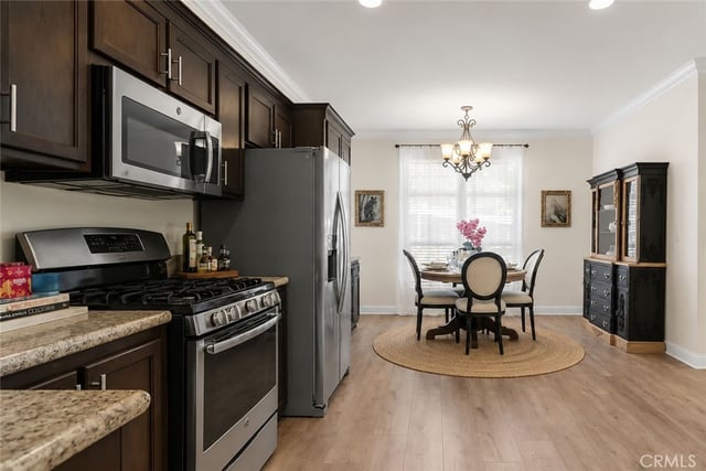 6480 Katherine 63, Simi Valley, CA 93063 — photo 11 of 43