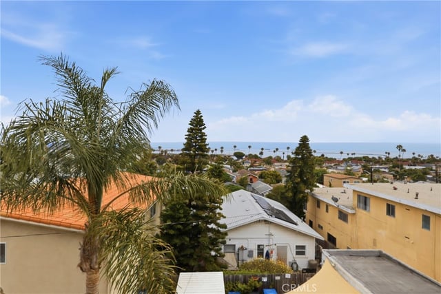 662 W 31st, San Pedro, CA 90731 — photo 3 of 43