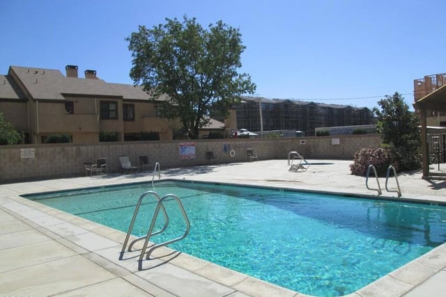 1840 E Avenue J2 apt 7, Lancaster, CA 93535 — photo 2 of 19
