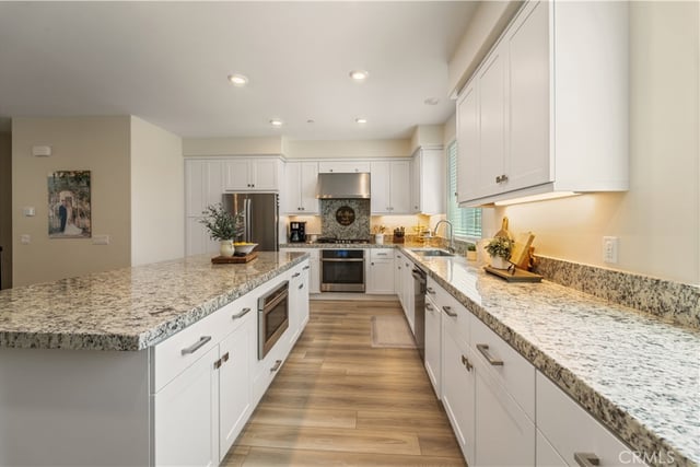 27461 Viero Place, Valencia, CA 91381 — photo 10 of 31