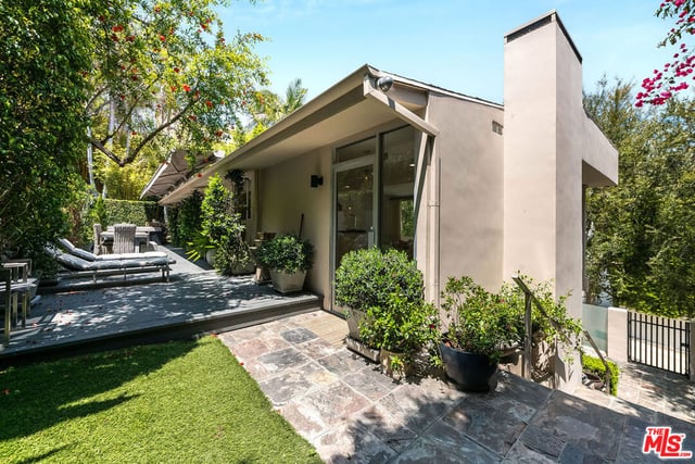 1331 CORDELL Place, Los Angeles, CA 90069 — photo 21 of 28
