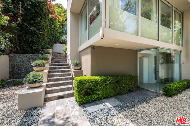 1331 CORDELL Place, Los Angeles, CA 90069 — photo 7 of 28