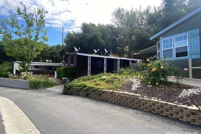 1667 Las Virgenes Canyon 11, Calabasas, CA 91302 — photo 4 of 29
