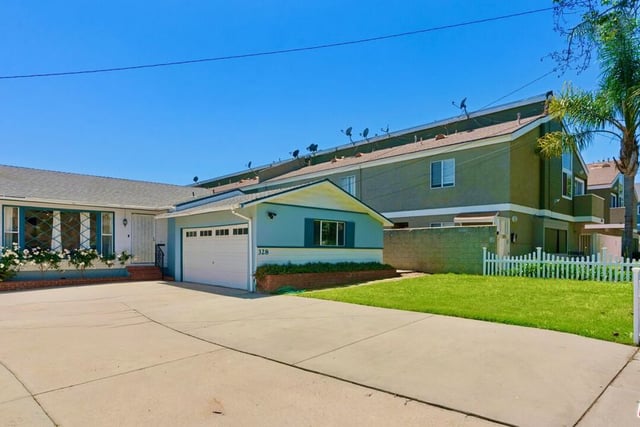 328 E Plymouth Street, Inglewood, CA 90302 — photo 21 of 30