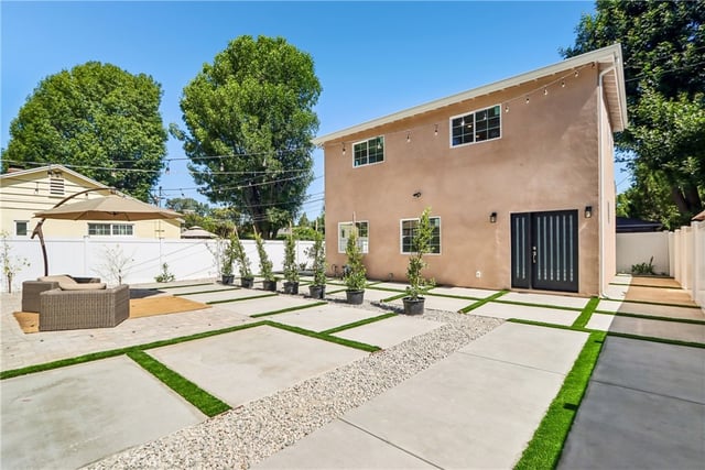 21235 Lopez Street, Woodland Hills, CA 91364 — photo 26 of 34