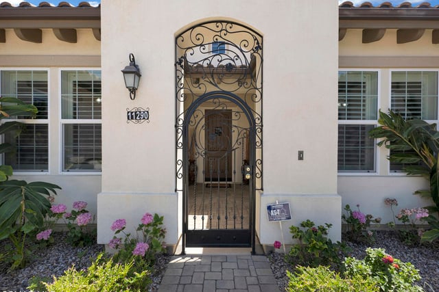 11290 Crenshaw Street, Moorpark, CA 93021 — photo 5 of 60