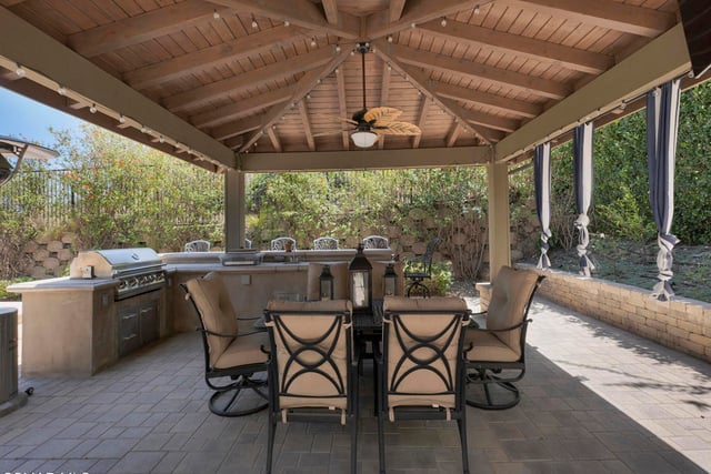 11290 Crenshaw Street, Moorpark, CA 93021 — photo 8 of 60