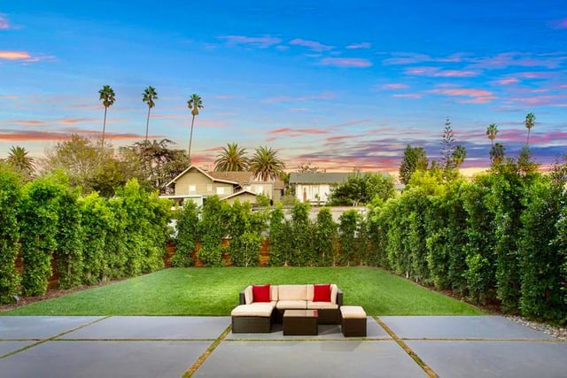 244 S Gramercy Place, Los Angeles, CA 90004 — photo 2 of 9