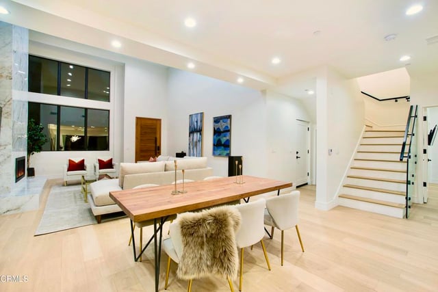 244 S Gramercy Place, Los Angeles, CA 90004 — photo 7 of 9