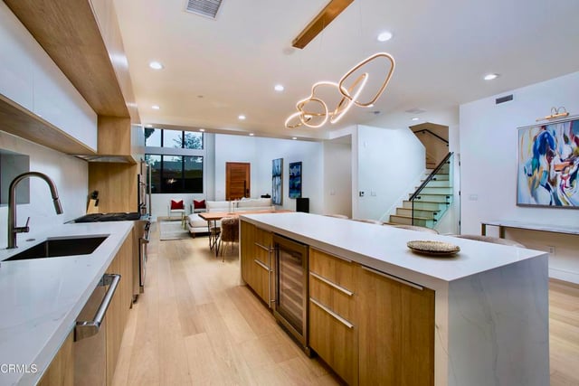 244 S Gramercy Place, Los Angeles, CA 90004 — photo 9 of 9