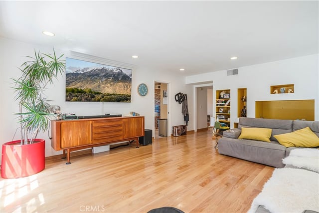 3636 Dellvale Place, Encino, CA 91436 — photo 14 of 25