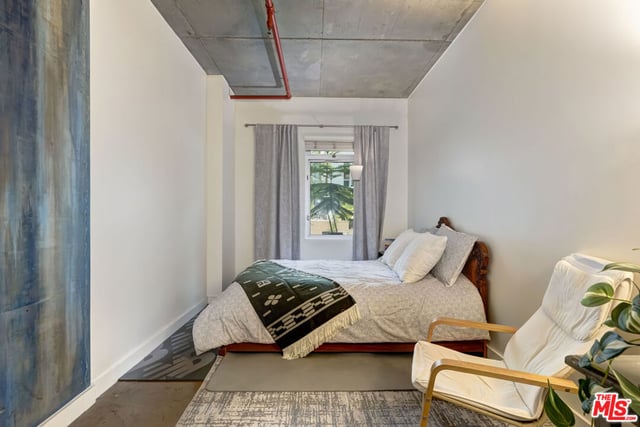 645 W 9th Street 240, Los Angeles, CA 90015 — photo 12 of 37