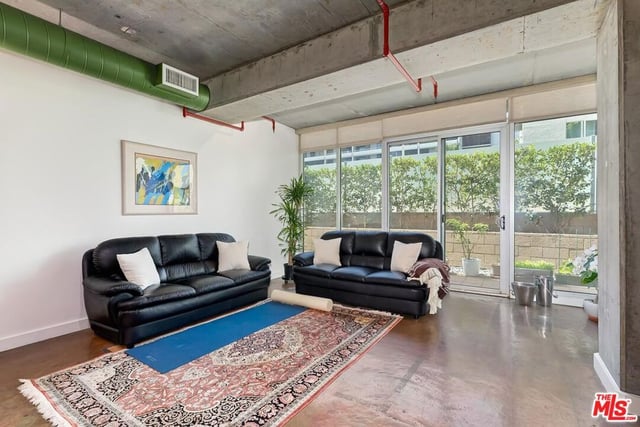645 W 9th Street 240, Los Angeles, CA 90015 — photo 8 of 37