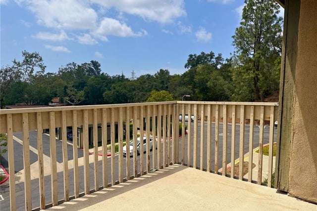 824 Pinetree Circle 36, Thousand Oaks, CA 91360 — photo 5 of 14