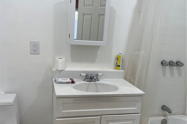17244 Newmont Ave, Lancaster, CA 93535 — photo 10 of 41