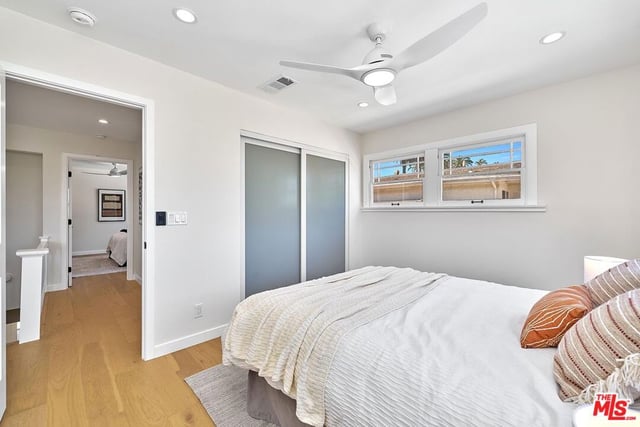 916 S Victoria Avenue, Los Angeles, CA 90019 — photo 26 of 43