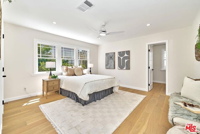 916 S Victoria Avenue, Los Angeles, CA 90019 — photo 29 of 43
