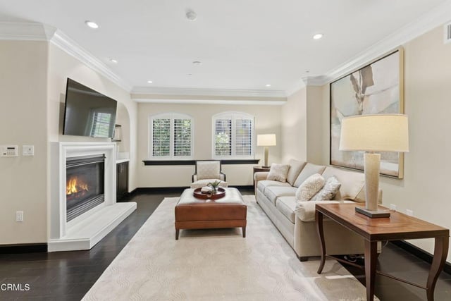 155 Cordova Street 205, Pasadena, CA 91105 — photo 4 of 47