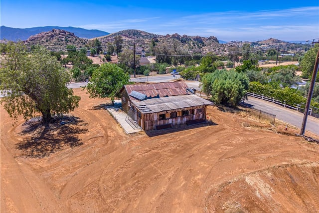10367 Escondido Canyon, Agua Dulce, CA 91390 — photo 8 of 28