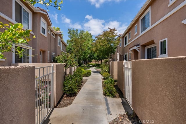 25554 Schubert C, Stevenson Ranch, CA 91381 — photo 6 of 63