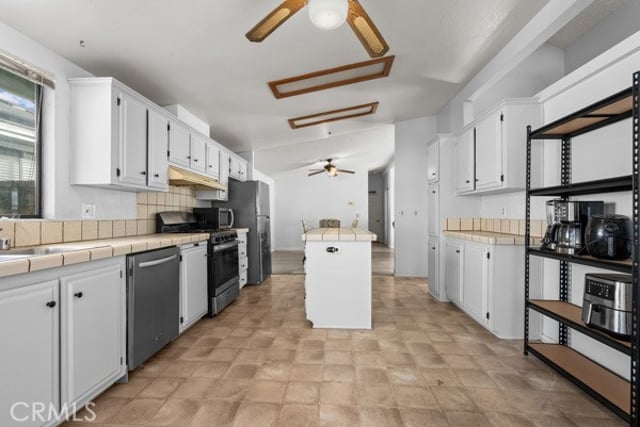 13691 Gavina Avenue 492, Sylmar, CA 91342 — photo 16 of 43