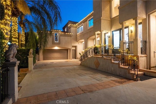 9735 Baden, Chatsworth, CA 91311 — photo 4 of 60
