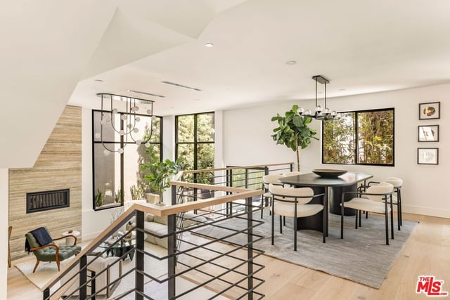 924 N West Knoll Drive, West Hollywood, CA 90069 — photo 10 of 50