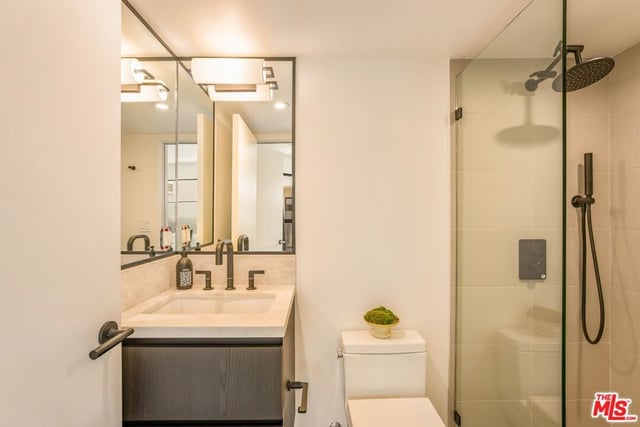 924 N West Knoll Drive, West Hollywood, CA 90069 — photo 39 of 50