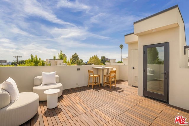924 N West Knoll Drive, West Hollywood, CA 90069 — photo 43 of 50