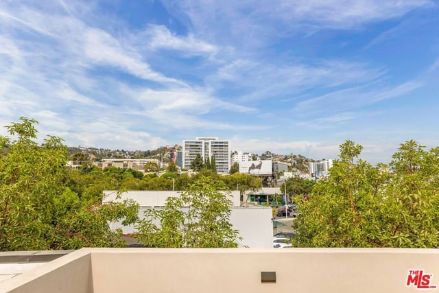 924 N West Knoll Drive, West Hollywood, CA 90069 — photo 46 of 50