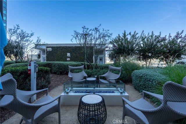 877 Francisco Street 819, Los Angeles, CA 90017 — photo 37 of 49
