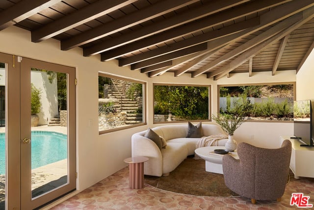 6911 Los Tilos Road, Los Angeles, CA 90068 — photo 26 of 44