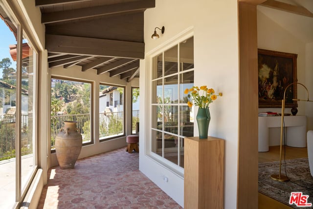 6911 Los Tilos Road, Los Angeles, CA 90068 — photo 31 of 44