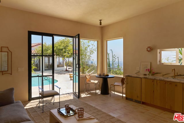 6911 Los Tilos Road, Los Angeles, CA 90068 — photo 34 of 44