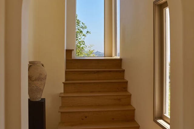 6911 Los Tilos Road, Los Angeles, CA 90068 — photo 9 of 44