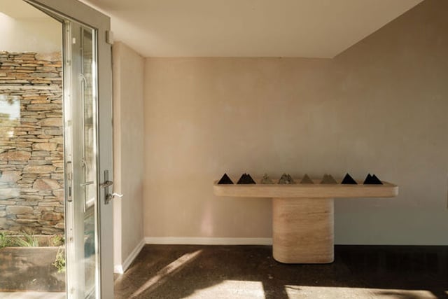 2400 Crest View Drive, Los Angeles, CA 90046 — photo 6 of 37