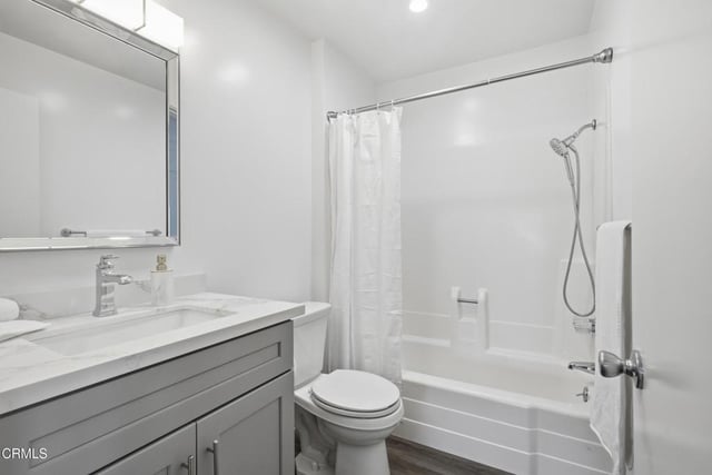3107 Harbor Boulevard, Oxnard, CA 93035 — photo 11 of 19