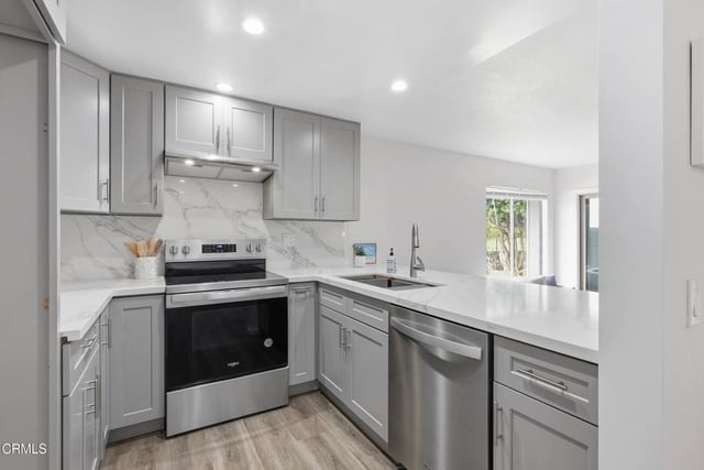 3107 Harbor Boulevard, Oxnard, CA 93035 — photo 4 of 19