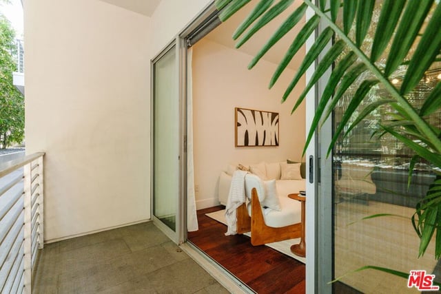 6735 Yucca Street 101, Los Angeles, CA 90028 — photo 30 of 44